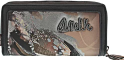 Anekke Wings