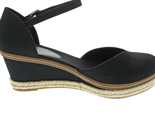 Tommy Hilfiger Basic Closed Toe Mid Wedg