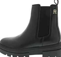 Tommy Hilfiger Monochromatic Chelsea