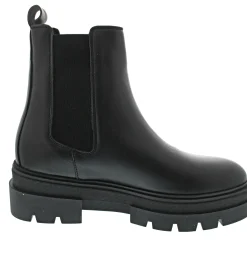 Tommy Hilfiger Monochromatic Chelsea